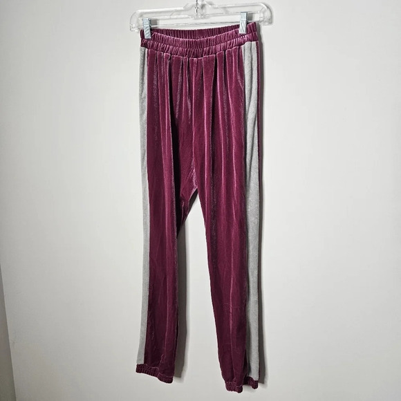 New! Easel Velour Velvet Top & Jogger Pants Set - Picture 5 of 8